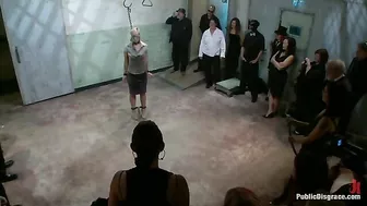 Tara Lynn In A Fetish Gang Bang!