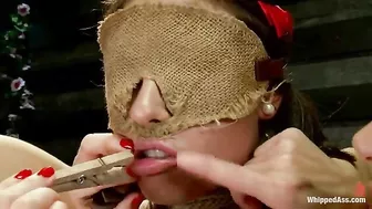 Casey Calvert Has Chanel Preston and Gia DiMarco Use All Of Her Holes!