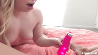 Haley Spades And Summer Vixen In A Lesbian Squirting Video!