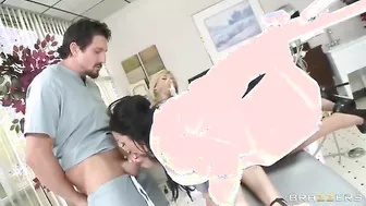 Breanne Benson In A Threesome With Jeanie Marie Sullivan!