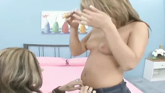 Natalia Rossi Gets Her Some Pussy Form Jesse Capelli!