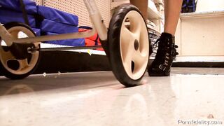 Lylith Lavey In A Threesome With Kelly Madison!