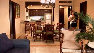 Sienna West In A Wet Sexy Threesome With Kelly Madison!