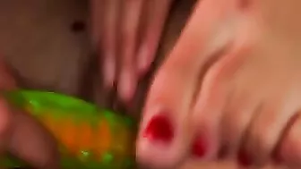 Alyssa Reece Lets Georgia Jones Get All Up In Her Pussy!