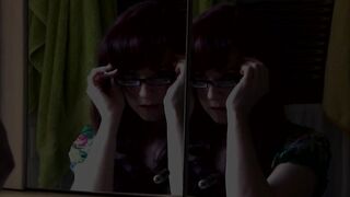 Annabelle Lee Makes Herself Cum In This Video!