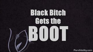 Misty Stone Lets Kelly Madison Get Some of Her Mans Cock!