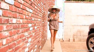 Diamond Kitty and Kelly Madison Have Sex Outdoors!