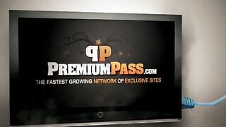 Shyla Styles Fucking A Black Guy As A Brunette!